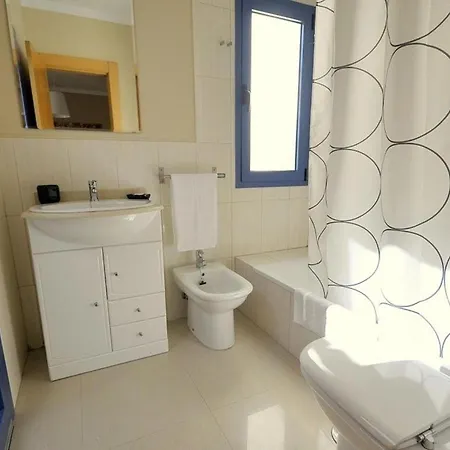 Villa Miramar A10 Beautiful Modern With Private Heated Pool Wifi Playa Blanca (Lanzarote)